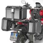 Honda X-ADV 750 porta valigie laterali Givi PL1156 installabile solo con attacco 1156FZ