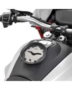 Givi BF46 flangia tanklock per aggancio borse da serbatoio su Moto Guzzi V85TT