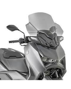 Givi D2167S parabrezza fumè per lo scooter Yamaha XMAX 300 dal 2023.