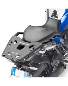 Piastra di attacco bauletto Givi SRA5138B necessaria per montare i bauletti con monokey sulla moto Bmw S1000XR dal 2020.