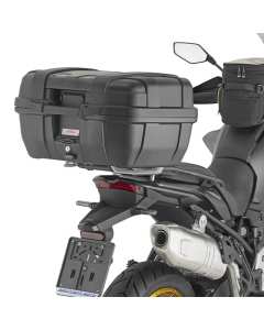 Givi SRA9260 piastra per aggancio bauletto Monokey sulla moto Voge Valico 900 DSX dal 2024. La piastra, in alluminio, permette di montare bauletti in alluminio o plastica Givi con aggancio monokey.