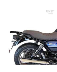 Unit Garage 2217_ portapacchi con maniglie passeggero per Moto Guzzi V7 850 dal 2021