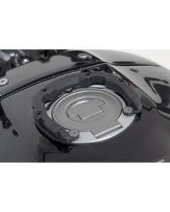 SW-motech TRT.00.787.30501/B anello flangia borse da serbatoio PRO su Yamaha XSR 900 dal 2022