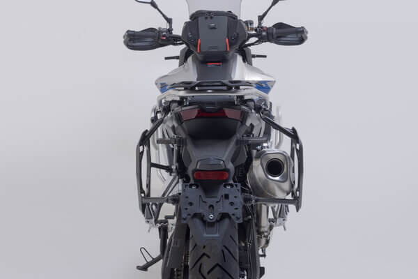 Telaietti porta valigie laterali SW-Motech per la moto Voge 900DSX.